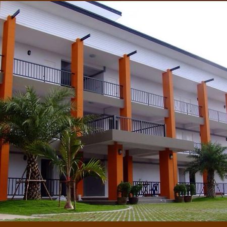 Granny House Ξενοδοχείο Nakhonratchasima Εξωτερικό φωτογραφία